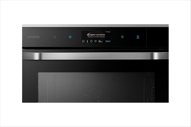 Interni-cucina-per-la-casa-design-di-MDfx-Within-con-forno-intelligente-samsung-in-elettrodomestici-da-cucina-per-la-casa-di-fascia-alta-1024x548