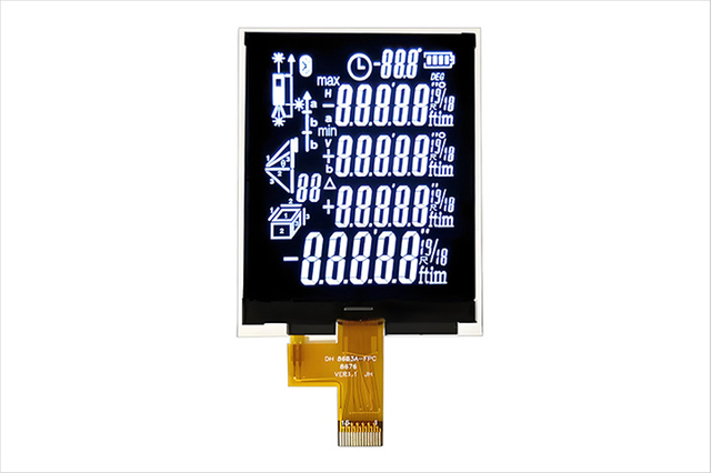 Display LCD BTN a 7 segmenti personalizzato per applicazioni con telemetro, che mostra chiare letture numeriche e interfaccia utente.