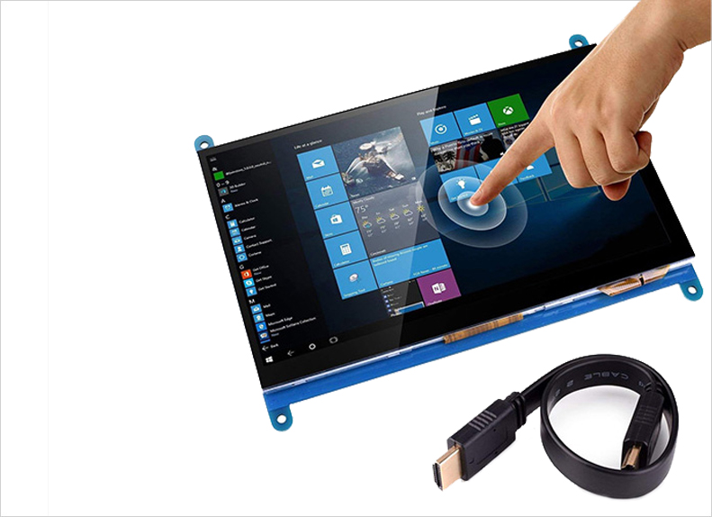Primo piano del modulo display touchscreen capacitivo che mostra la sensibilità al tocco